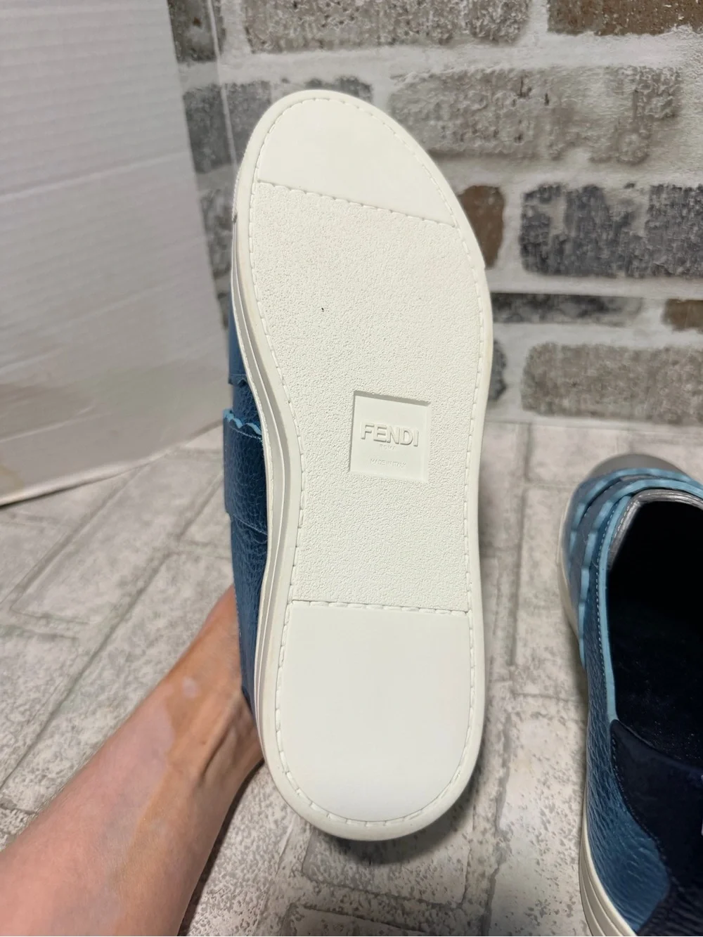 Fendi Silver & Blue Metallic Leather Scallop Velcro Strap Sneakers size 8